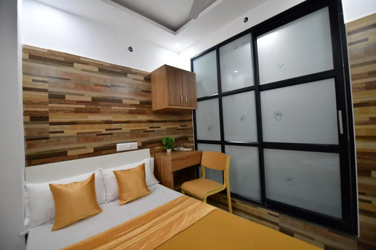 Hotel Surya Lodge Maisur